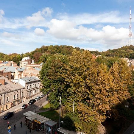 Leogrand Apartments On Khmelnytskoho 11 리비프 외부 사진