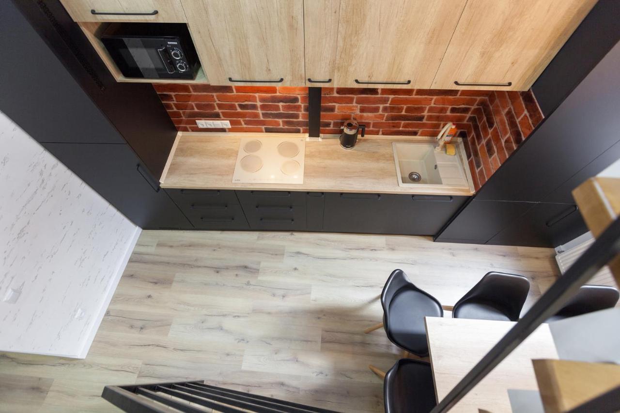 Leogrand Apartments On Khmelnytskoho 11 리비프 외부 사진