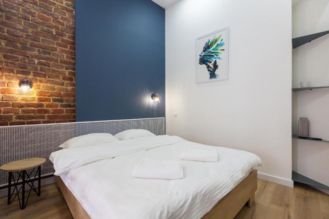 Leogrand Apartments On Khmelnytskoho 11 리비프 외부 사진